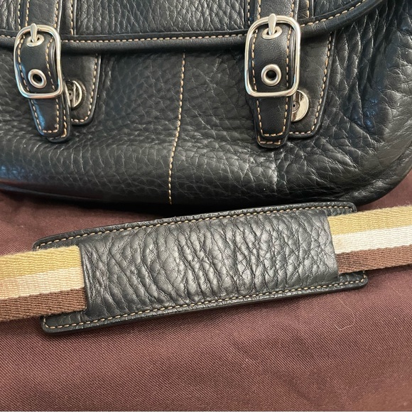 Coach soft pebble collection style number 12707. Dust bag included. Used twice - Picture 9 of 12